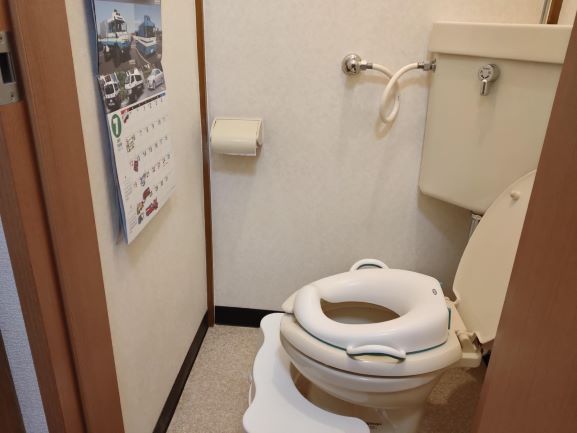 トイレトレーニングを嫌がる時に成功した方法 トイレに座るのが怖い トイトレ 育児のつれづれ